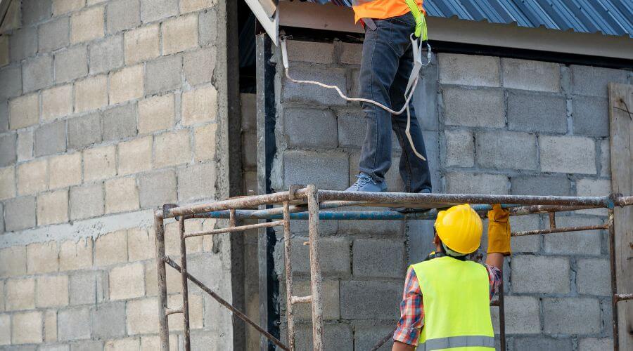 Expert Emergency Roof Repairs services in Seaside, CA